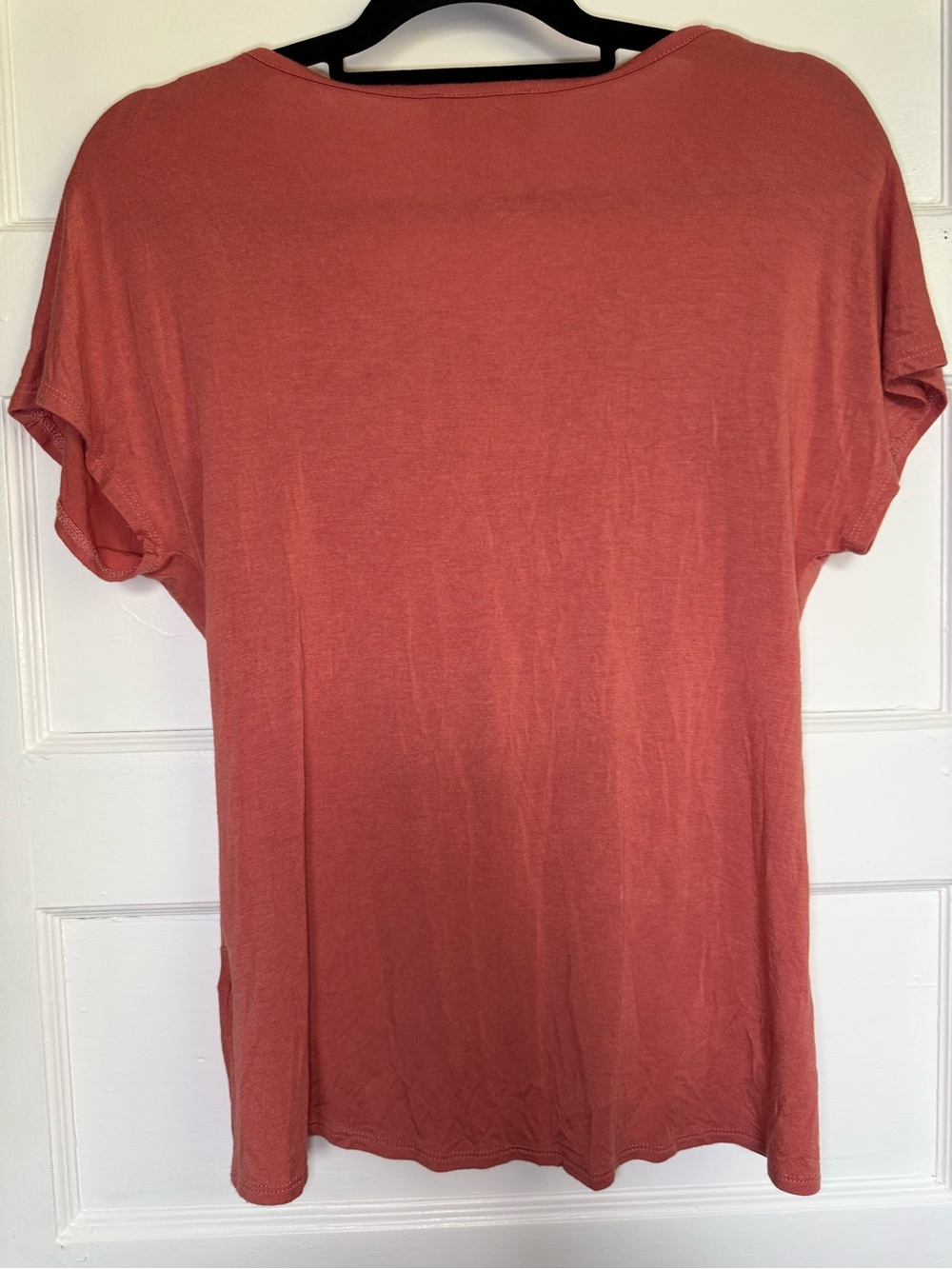 Philosophy Rusty Coral V‑Neck Twist Front Short Sleeve Top Drapey Casual Chic S - Picture 11 of 12